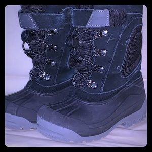 Lands end youth adolescent cold weather boots